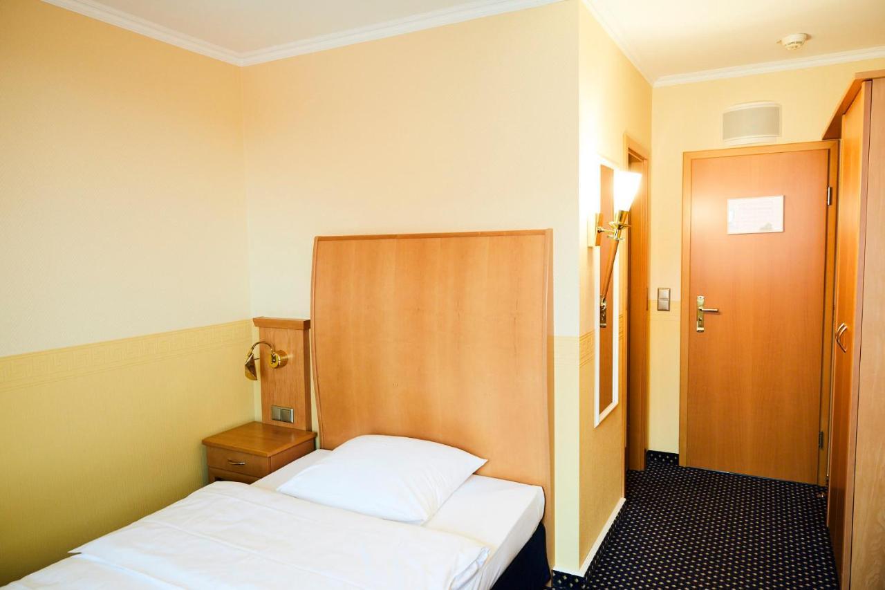 Hotel Cap Polonio พินเนแบร์ก ภายนอก รูปภาพ